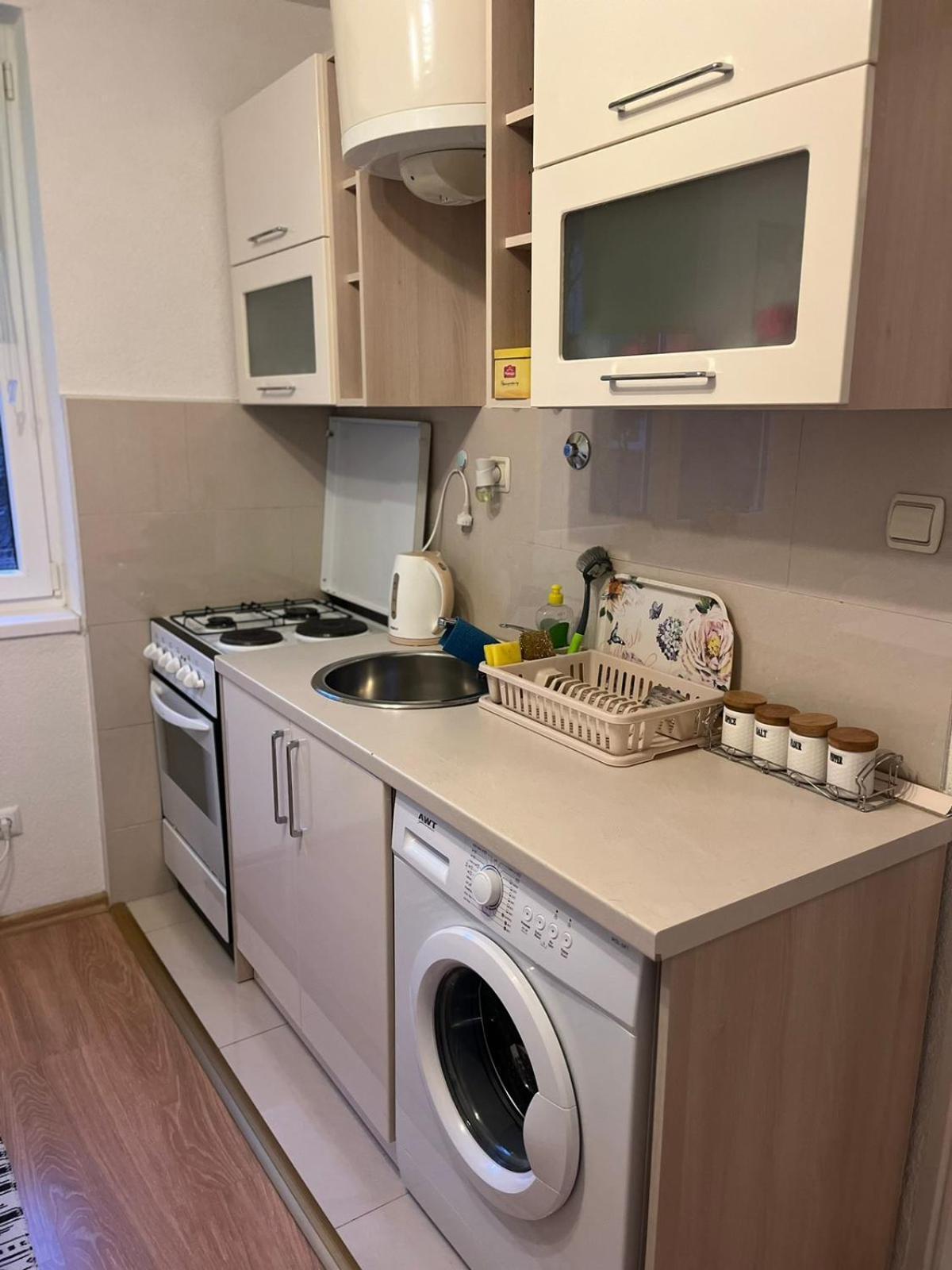 Lovely Apartment In Old Town 400M From City Center Sebilj Sarajevo Exterior photo